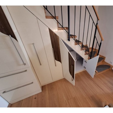 Шкаф под лестницей 